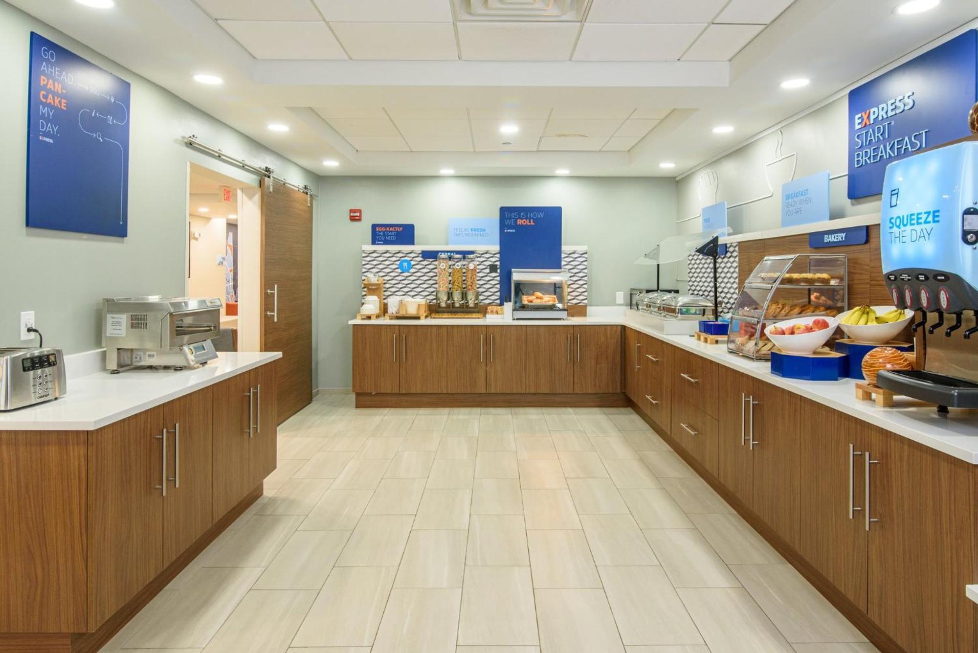 Holiday Inn Express Hotel & Suites Hampton South-Seabrook By Ihg Extérieur photo